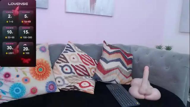 Image 11 of connie_haze Stream on Chaturbate on 1 month ago