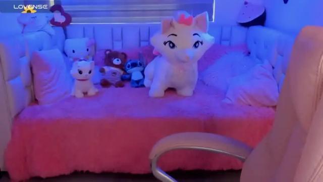Image 12 of conny_curly Stream on Chaturbate on 13 months ago