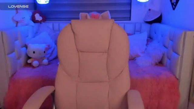 Image 10 of conny_curly Stream on Chaturbate on 12 months ago