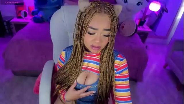 Image 8 of conny_curly Stream on Chaturbate on 16 days ago