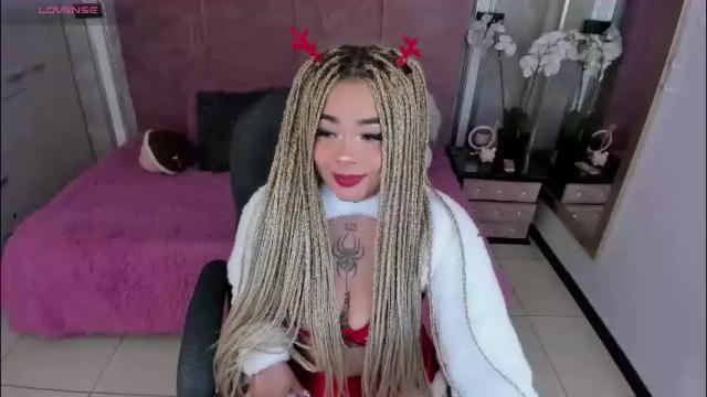 Image 3 of conny_curly Stream on Chaturbate on 1 month ago