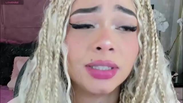 Image 4 of conny_curly Stream on Chaturbate on 1 month ago