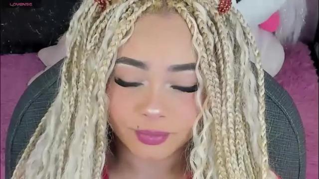 Image 3 of conny_curly Stream on Chaturbate on 1 month ago