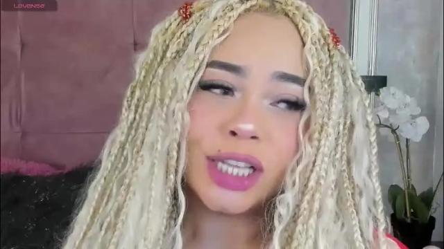 Image 8 of conny_curly Stream on Chaturbate on 1 month ago