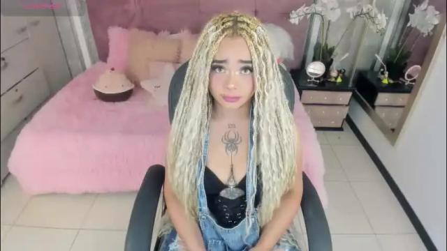 Image 10 of conny_curly Stream on Chaturbate on 25 days ago