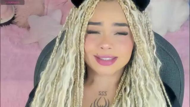 Image 6 of conny_curly Stream on Chaturbate on 22 days ago