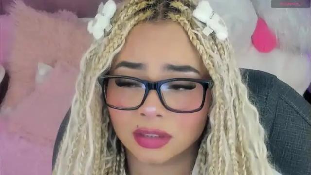 Image 10 of conny_curly Stream on Chaturbate on 12 days ago