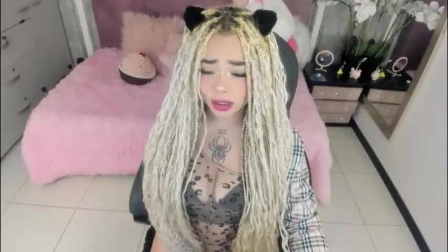 Image 4 of conny_curly Stream on Chaturbate on 8 days ago