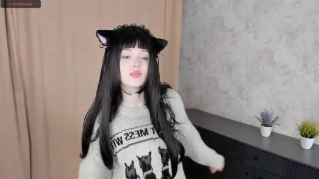 Image 4 of constancecullen Stream on Chaturbate on 16 months ago