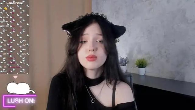 Image 2 of constancecullen Stream on Chaturbate on 15 months ago