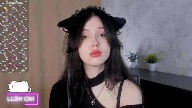 Image 6 of constancecullen Stream on Chaturbate on 15 months ago