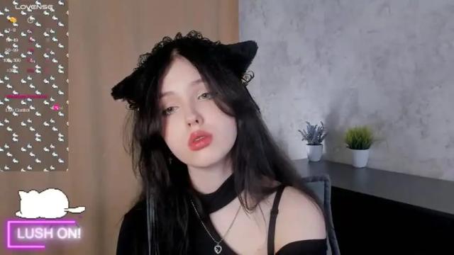 Image 7 of constancecullen Stream on Chaturbate on 15 months ago