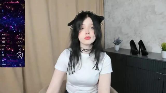 Image 11 of constancecullen Stream on Chaturbate on 15 months ago