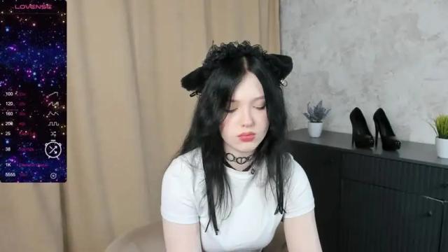 Image 12 of constancecullen Stream on Chaturbate on 15 months ago