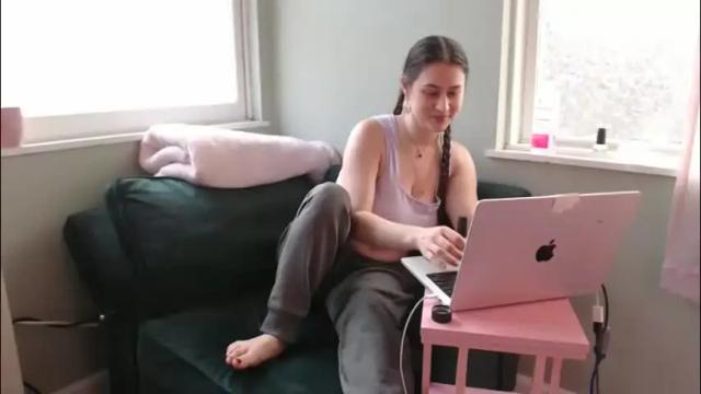 Image 4 of constantcumquest Stream on Chaturbate on 1 month ago