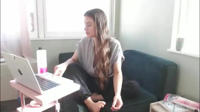 Image 3 of constantcumquest Stream on Chaturbate on 1 month ago