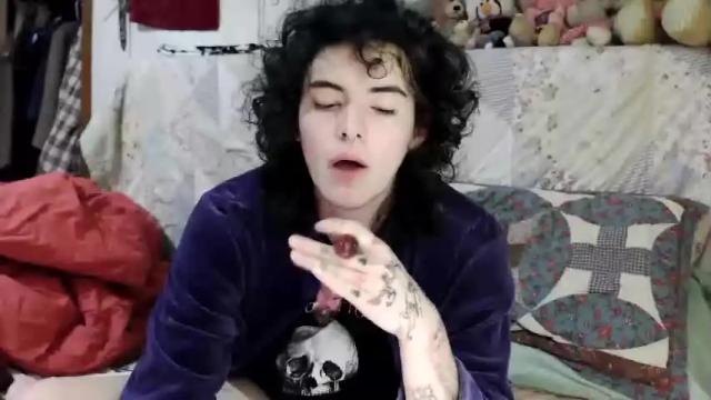 Image 4 of cookiedough274 Stream on Chaturbate on 15 months ago
