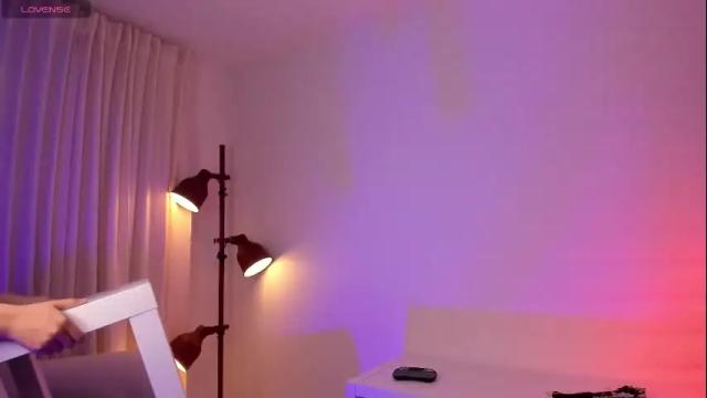 Image 3 of cookielemoon Stream on Chaturbate on 3 months ago