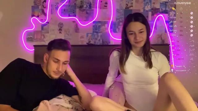 Image 2 of cookies_4u_cute Stream on Chaturbate on 18 months ago