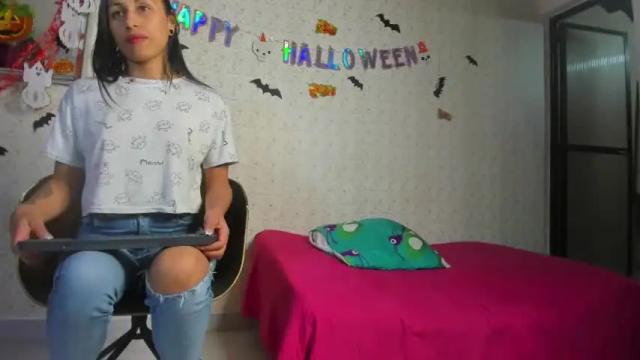 Image 12 of cookiesandcreams24 Stream on Chaturbate on 18 months ago