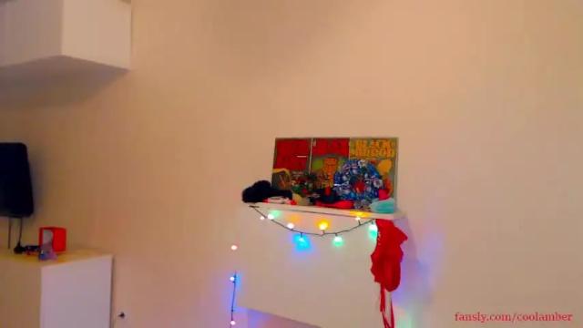 Image 3 of coolamber Stream on Chaturbate on 14 months ago