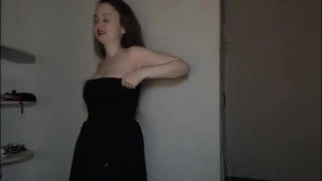 Image 7 of coolamber Stream on Chaturbate on 4 months ago