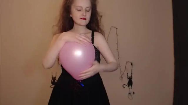 Image 11 of coolamber Stream on Chaturbate on 1 month ago