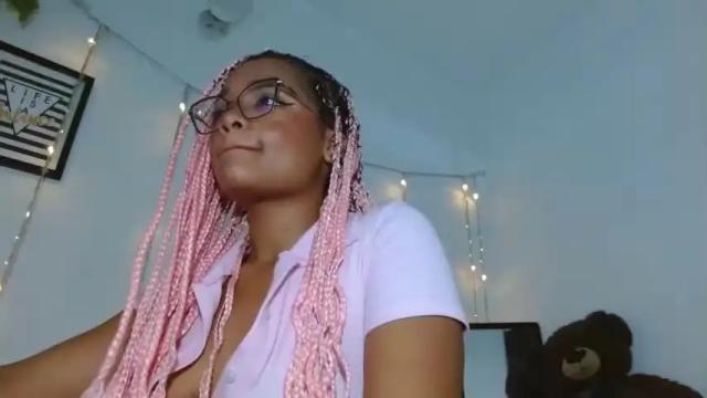 Image 6 of cooper_kimberly Stream on Chaturbate on 17 months ago
