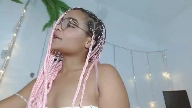 Image 7 of cooper_kimberly Stream on Chaturbate on 17 months ago