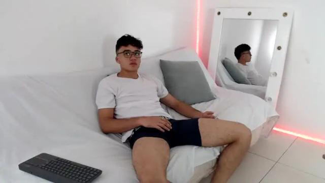 Image 11 of coora_1 Stream on Chaturbate on 13 months ago