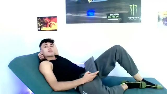 Image 6 of coora_1 Stream on Chaturbate on 13 months ago