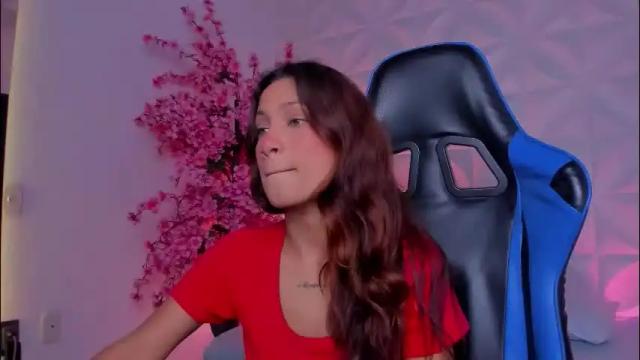 Image 4 of cora22_ Stream on Chaturbate on 1 month ago