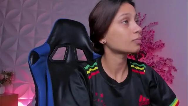 Thumbnail 1, cora22_'s Stream at Chaturbate, 1 month ago