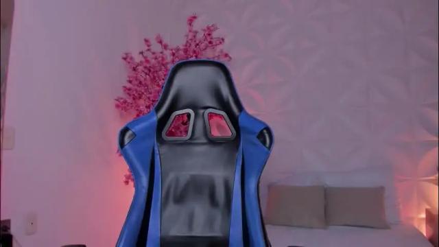 Image 7 of cora22_ Stream on Chaturbate on 14 days ago