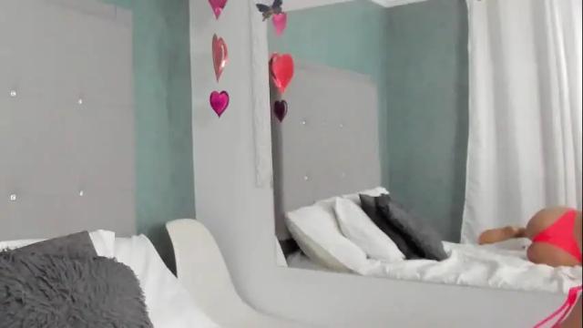 Image 11 of coral_carter Stream on Chaturbate on 8 days ago