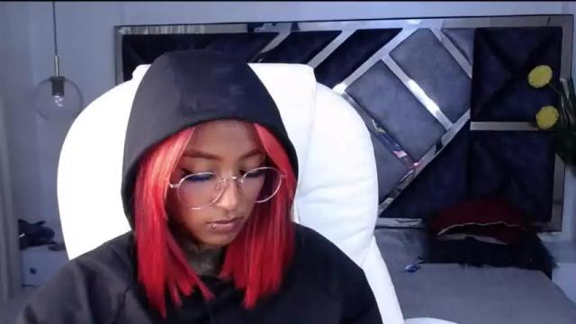 Image 8 of coral_winx Stream on Chaturbate on 16 months ago