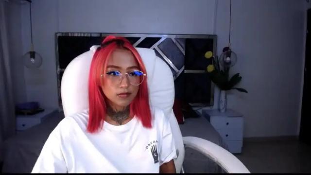 Image 4 of coral_winx Stream on Chaturbate on 16 months ago