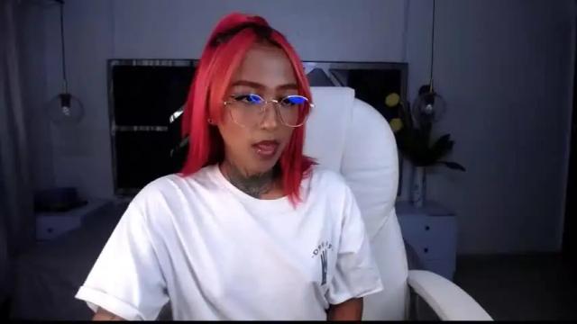 Image 7 of coral_winx Stream on Chaturbate on 16 months ago