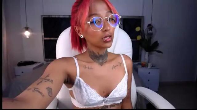 Image 11 of coral_winx Stream on Chaturbate on 16 months ago