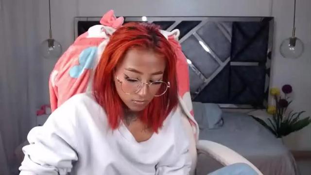 Image 8 of coral_winx Stream on Chaturbate on 15 months ago