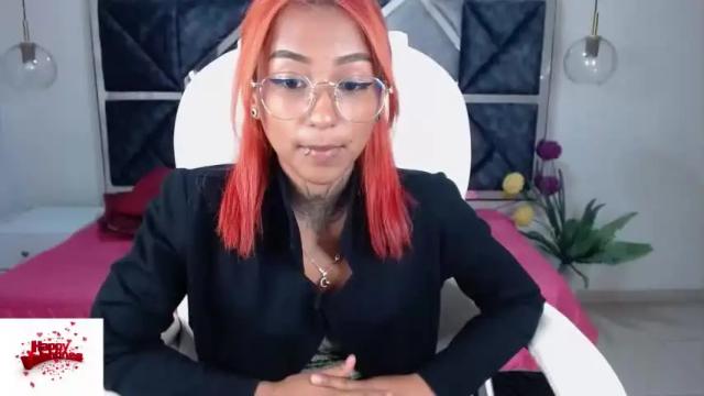 Image 2 of coral_winx Stream on Chaturbate on 15 months ago