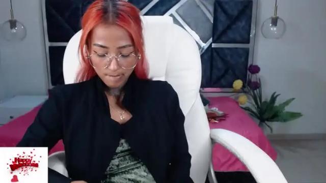 Image 3 of coral_winx Stream on Chaturbate on 15 months ago