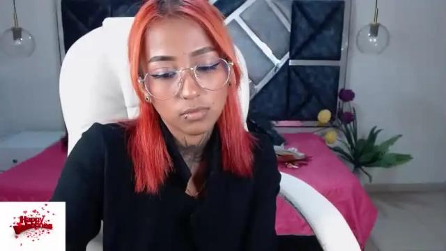 Image 7 of coral_winx Stream on Chaturbate on 15 months ago