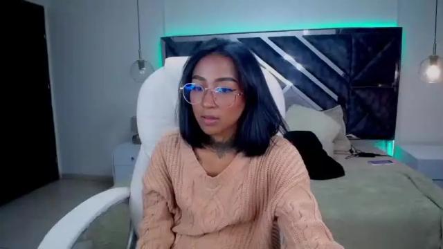 Image 3 of coral_winx Stream on Chaturbate on 14 months ago