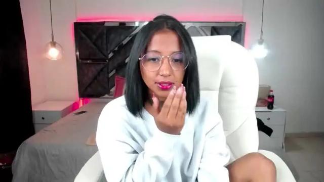 Image 7 of coral_winx Stream on Chaturbate on 14 months ago