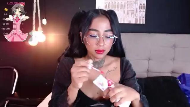 Image 4 of coral_winx Stream on Chaturbate on 13 months ago