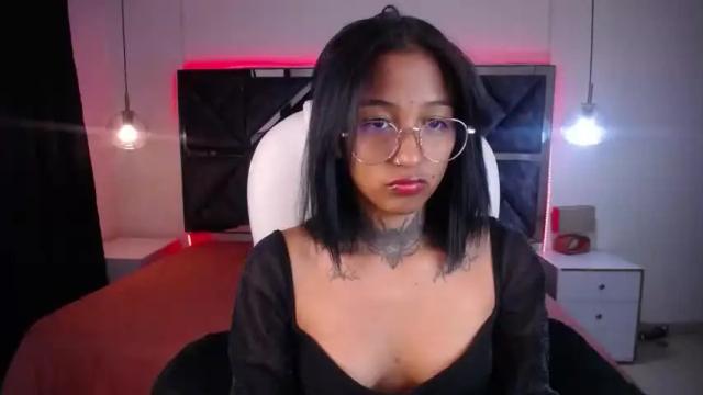 Image 8 of coral_winx Stream on Chaturbate on 13 months ago