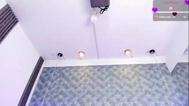 Image 2 of coralharmon Stream on Chaturbate on 28 days ago