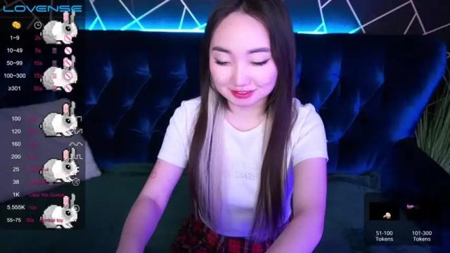 Image 2 of coralinadiamond Stream on Chaturbate on 17 months ago