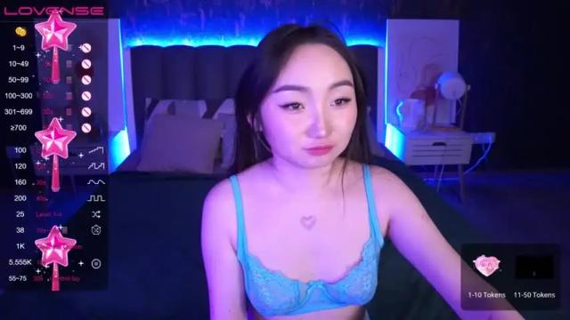 Image 3 of coralinadiamond Stream on Chaturbate on 17 months ago